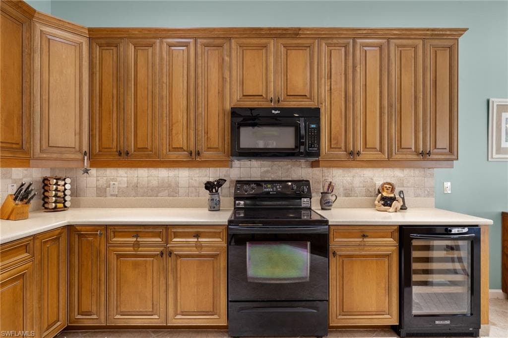 8872 King Henry CT, FORT MYERS FL 33908-5