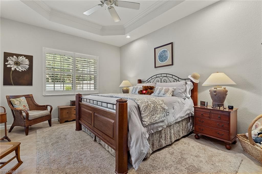 8872 King Henry CT, FORT MYERS FL 33908-12