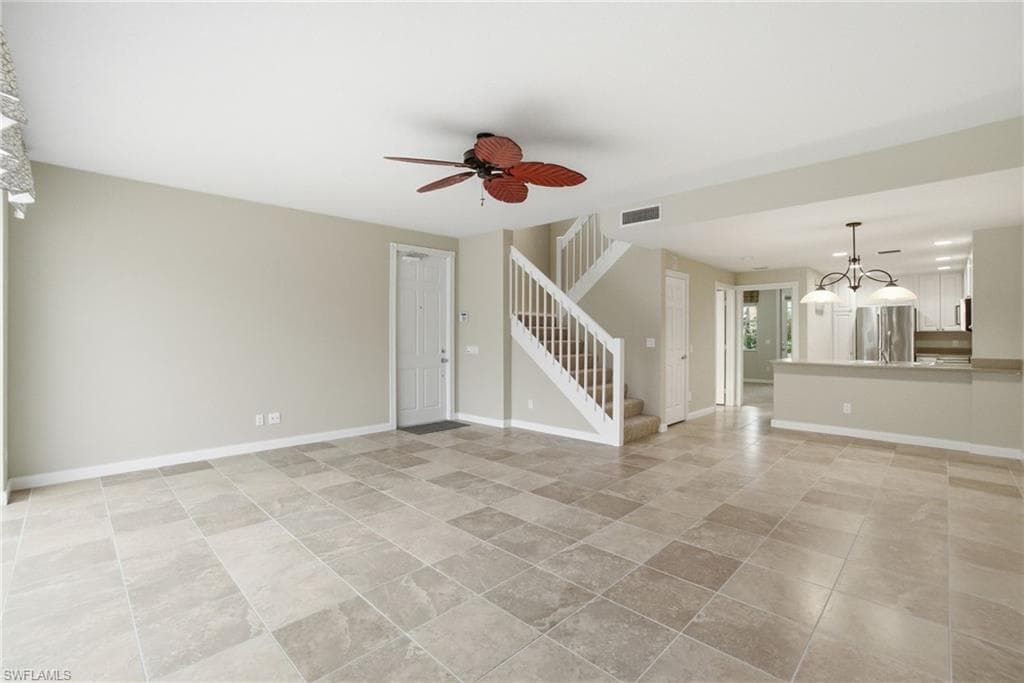 28285 Jeneva WAY, BONITA SPRINGS FL 34135-5