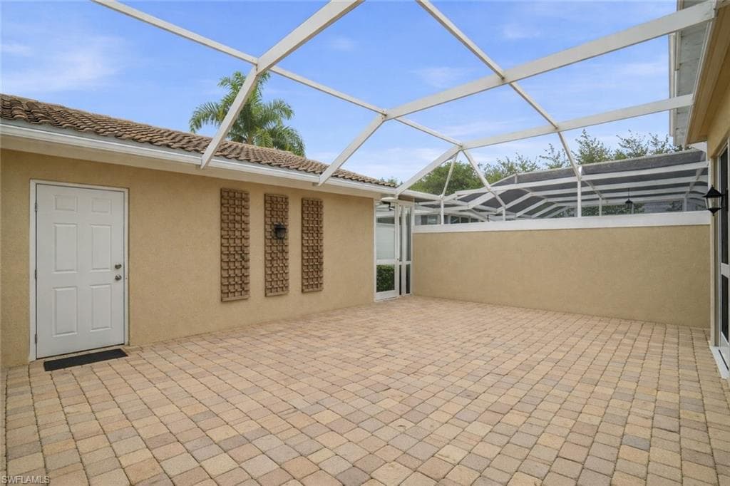 28285 Jeneva WAY, BONITA SPRINGS FL 34135-29