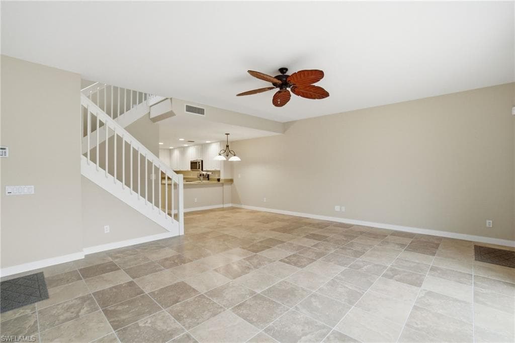 28285 Jeneva WAY, BONITA SPRINGS FL 34135-27