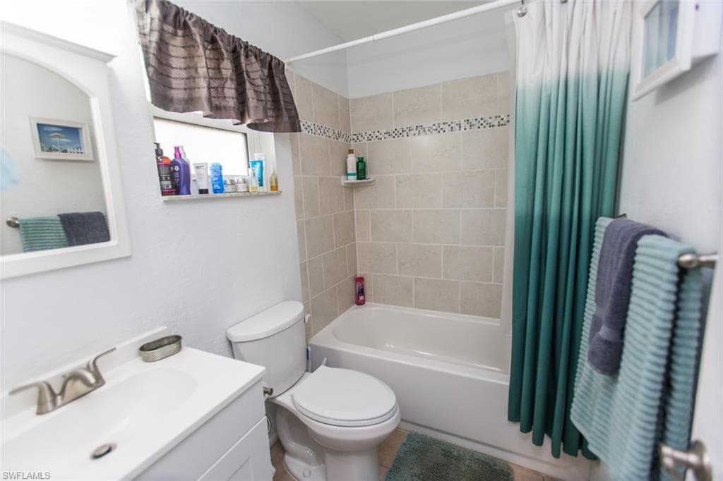 7129 Penner LN # 2, FORT MYERS FL 33907-16