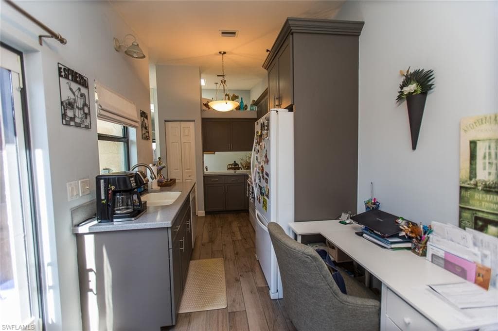 7129 Penner LN # 2, FORT MYERS FL 33907-11