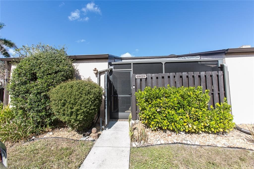 7129 Penner LN # 2, FORT MYERS FL 33907-20