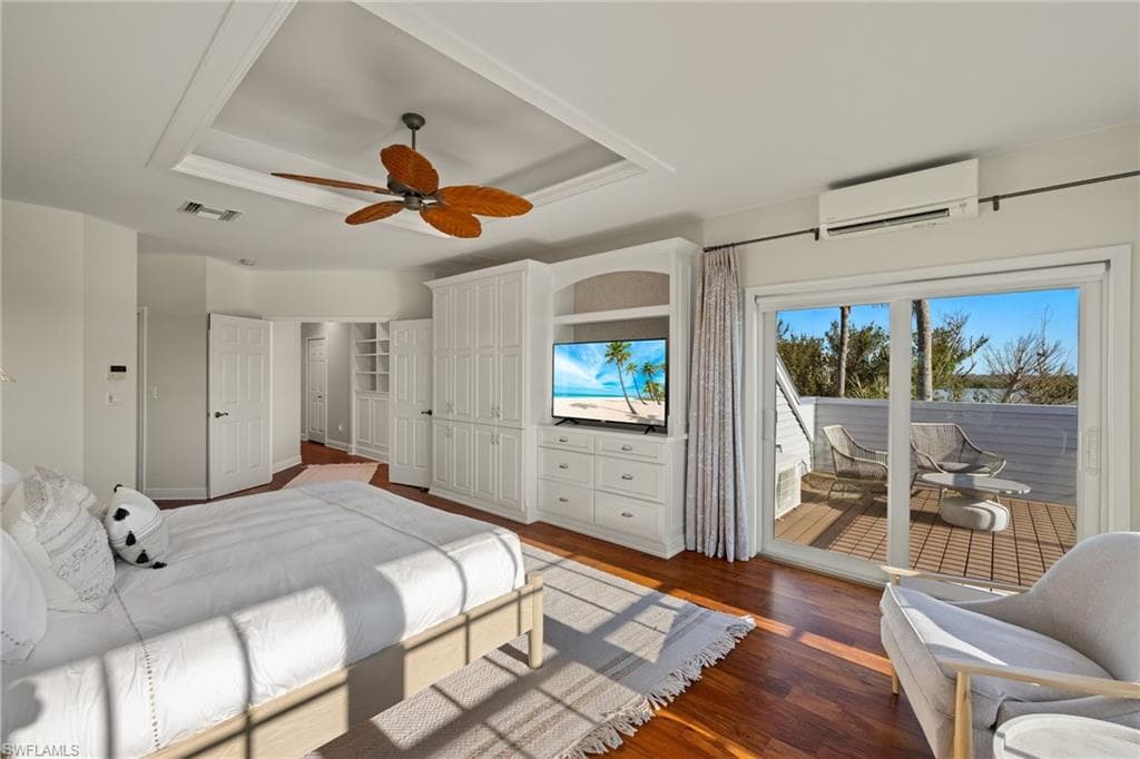 5423 Shearwater DR-24