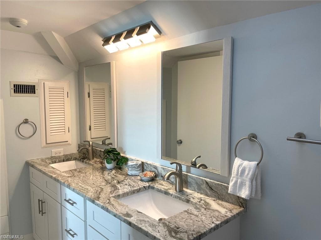 640 Gulf LN # 3, CAPTIVA FL 33924-38