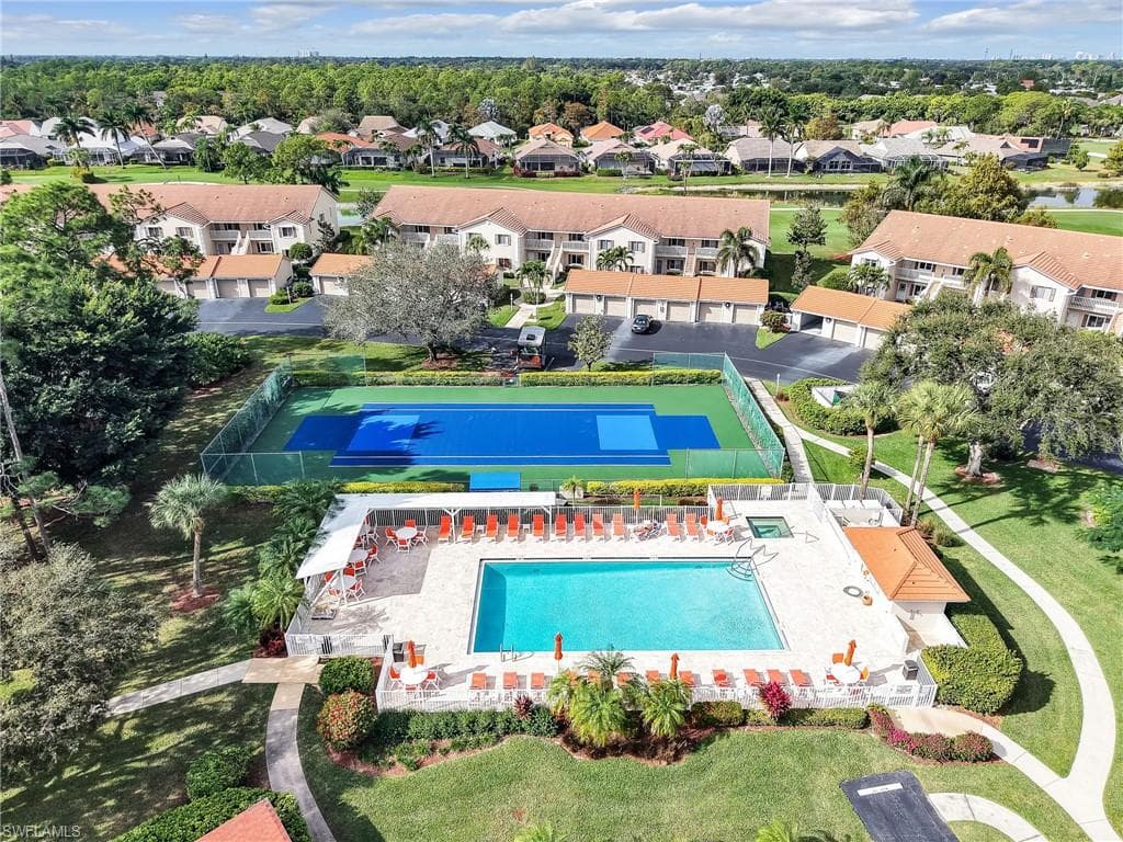725 Saratoga CIR A101-35