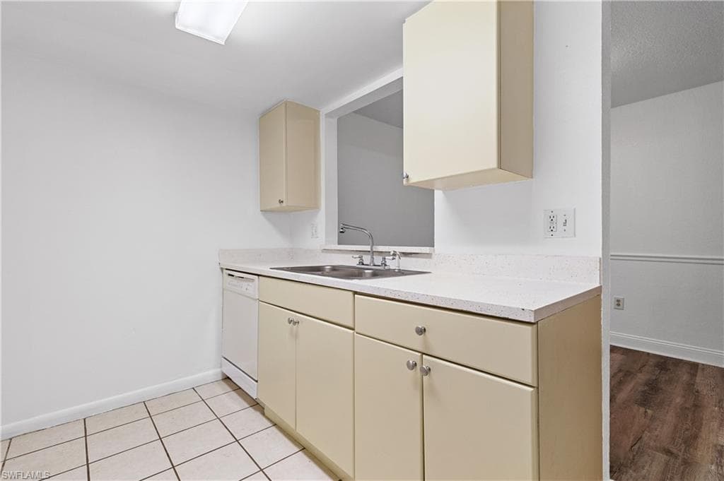 12658 Kenwood LN # D, FORT MYERS FL 33907-12