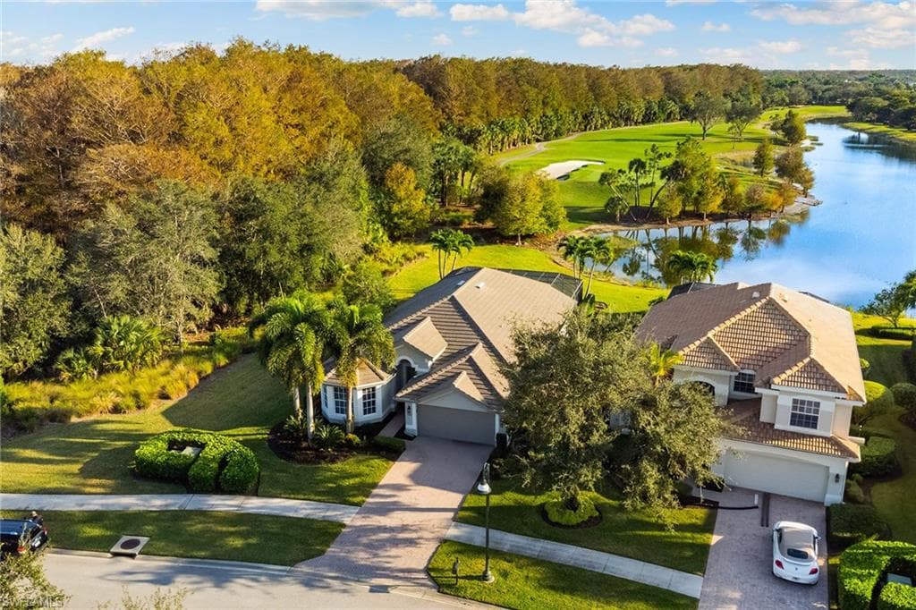 11828 Bramble CT, NAPLES FL 34120-27