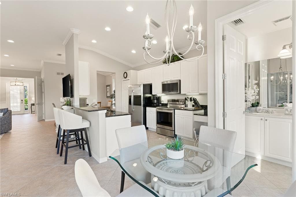 11828 Bramble CT, NAPLES FL 34120-10