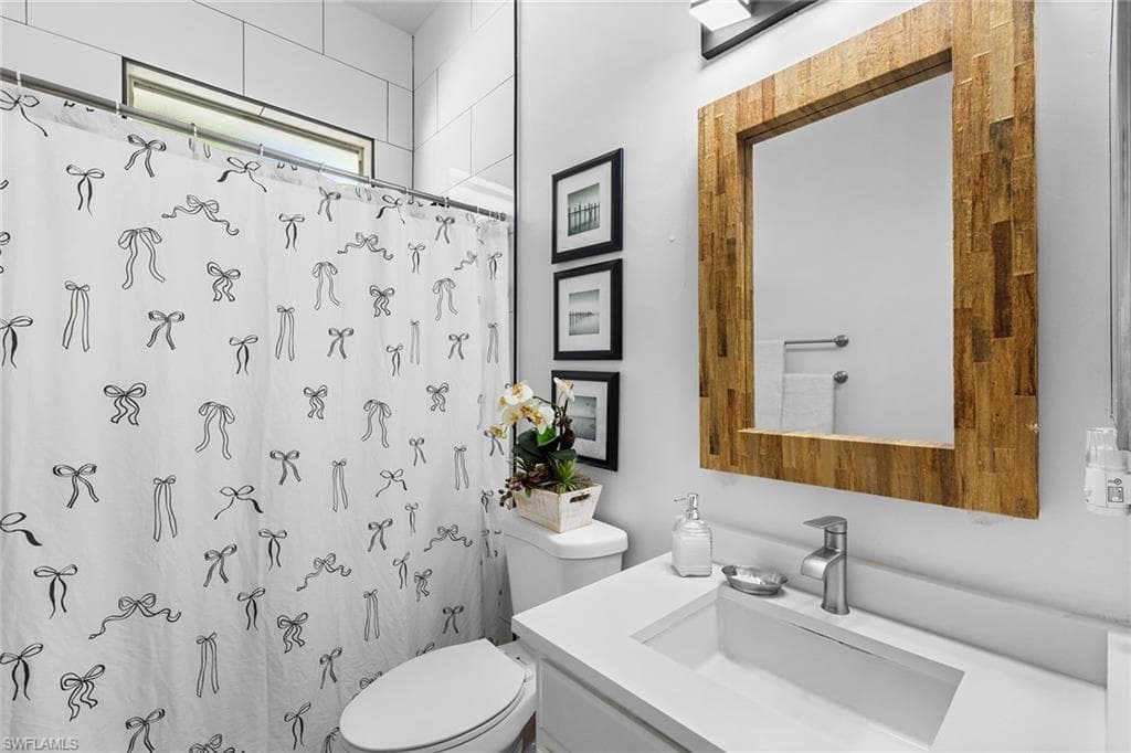 3261 8th AVE SE, NAPLES FL 34117-26