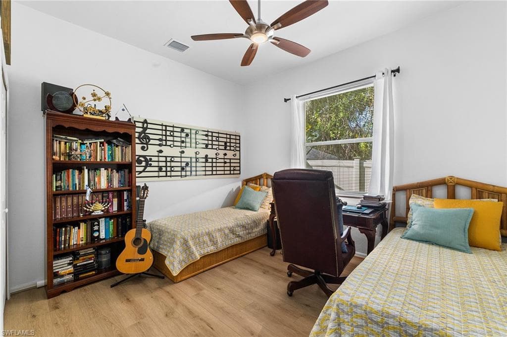 3261 8th AVE SE, NAPLES FL 34117-25