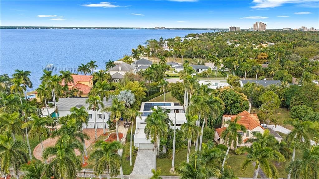 1215 Caloosa DR-1