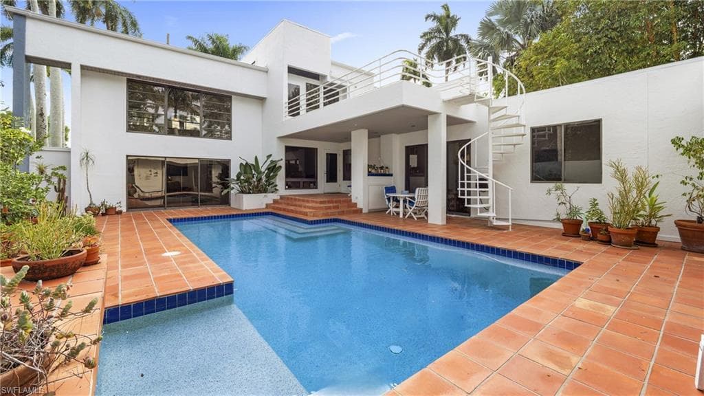 1215 Caloosa DR, FORT MYERS FL 33901-15