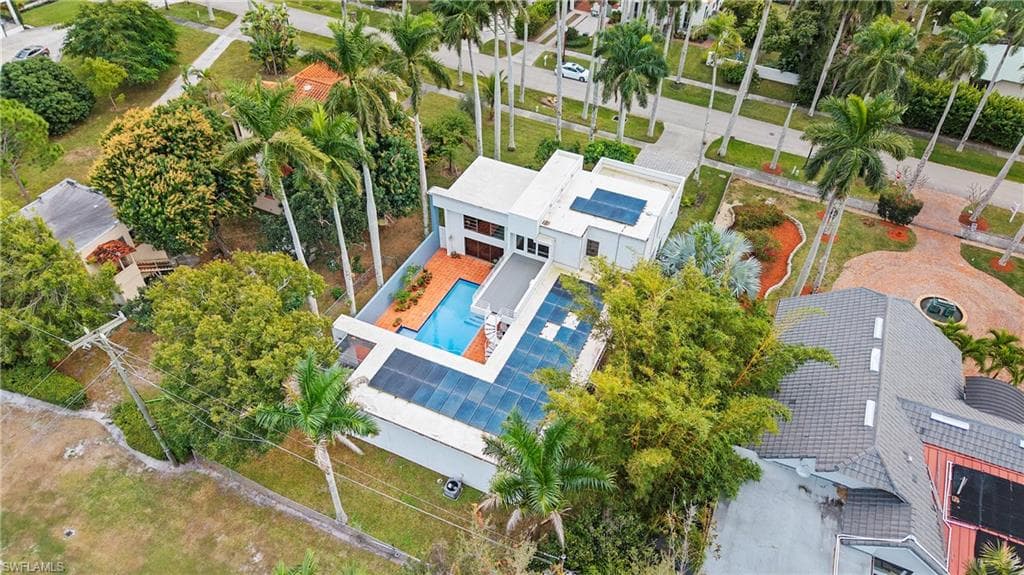 1215 Caloosa DR, FORT MYERS FL 33901-3