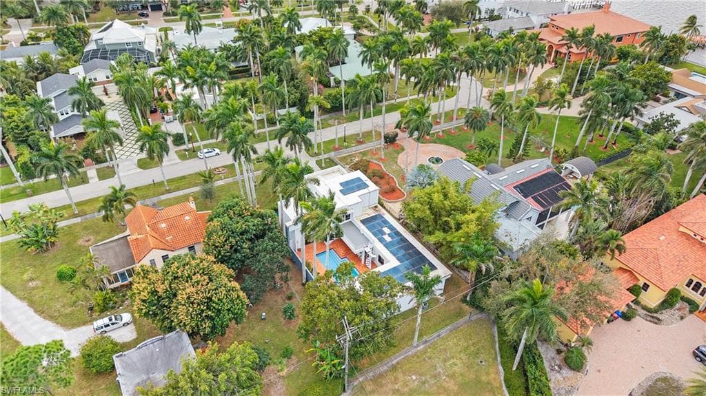 1215 Caloosa DR, FORT MYERS FL 33901-2