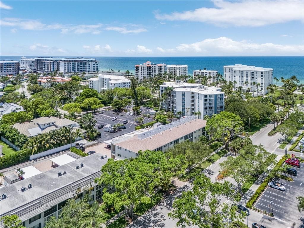 234 Banyan BLVD # 234, NAPLES FL 34102-16
