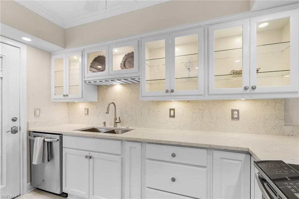 234 Banyan BLVD # 234, NAPLES FL 34102-8