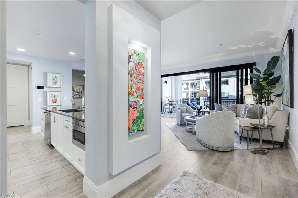 1035 3rd AVE S # 406, NAPLES FL 34102-8