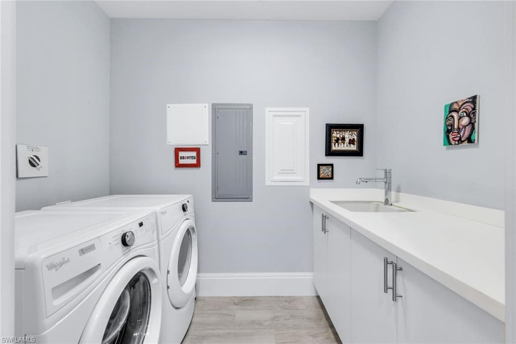 1035 3rd AVE S # 406, NAPLES FL 34102-20