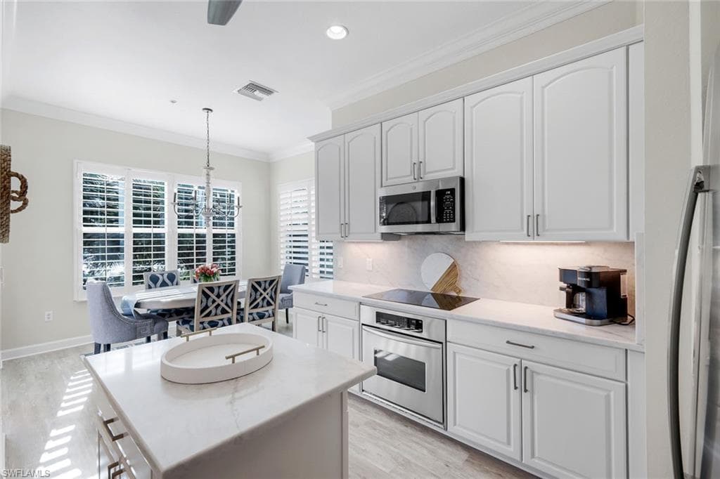 9201 Quartz LN # 202, NAPLES FL 34120-12