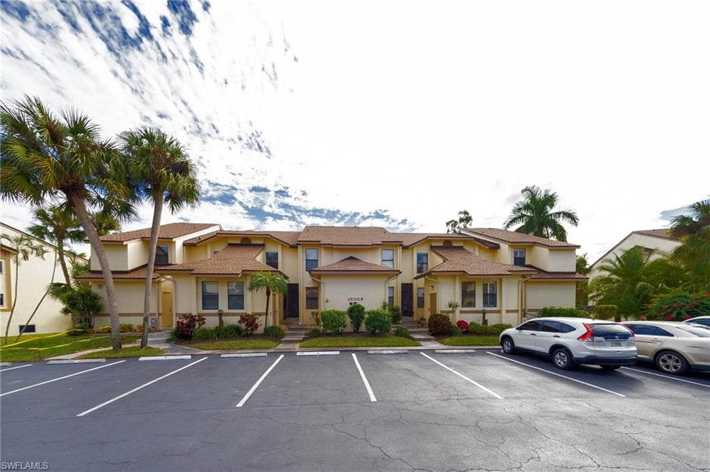 15206 Parkside DR # 201, FORT MYERS FL 33908-25