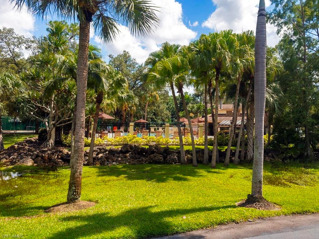 15206 Parkside DR # 201, FORT MYERS FL 33908-4