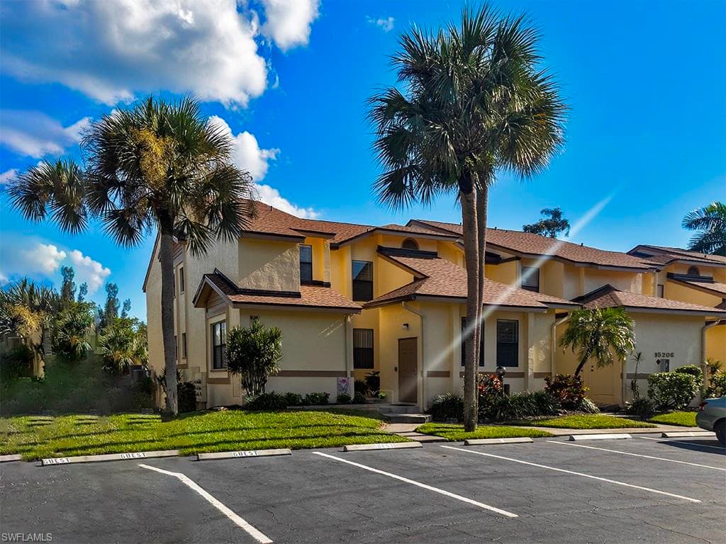 15206 Parkside DR # 201, FORT MYERS FL 33908-3