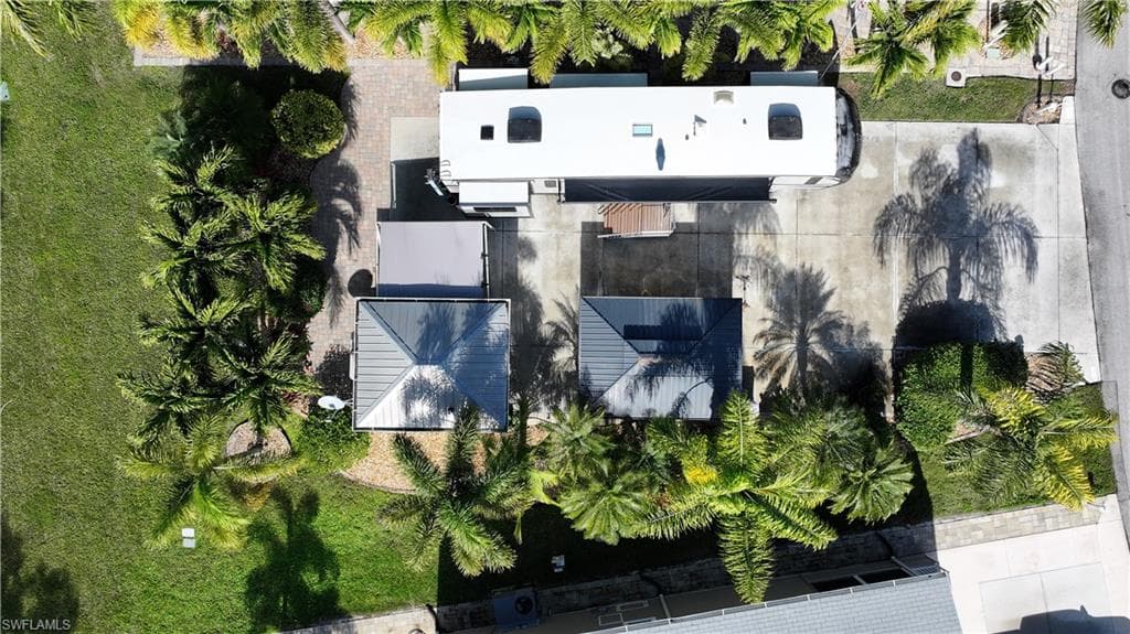 5700 Cypresswoods Resort DR, FORT MYERS FL 33905-3