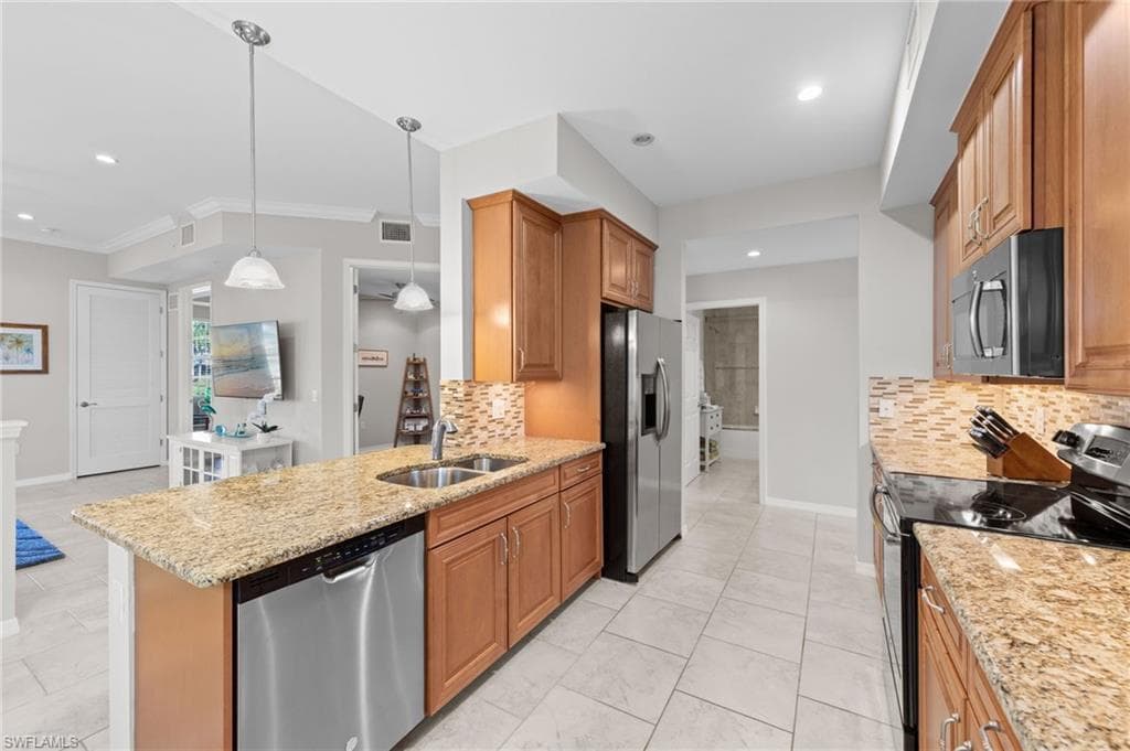 28063 Sosta LN # 1, BONITA SPRINGS FL 34135-10