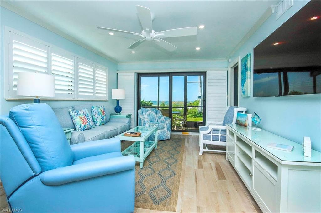 2230 Camino Del Mar DR, SANIBEL FL 33957-5