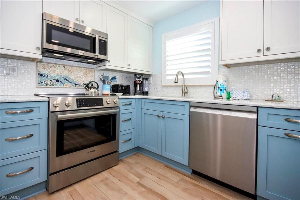2230 Camino Del Mar DR, SANIBEL FL 33957-12