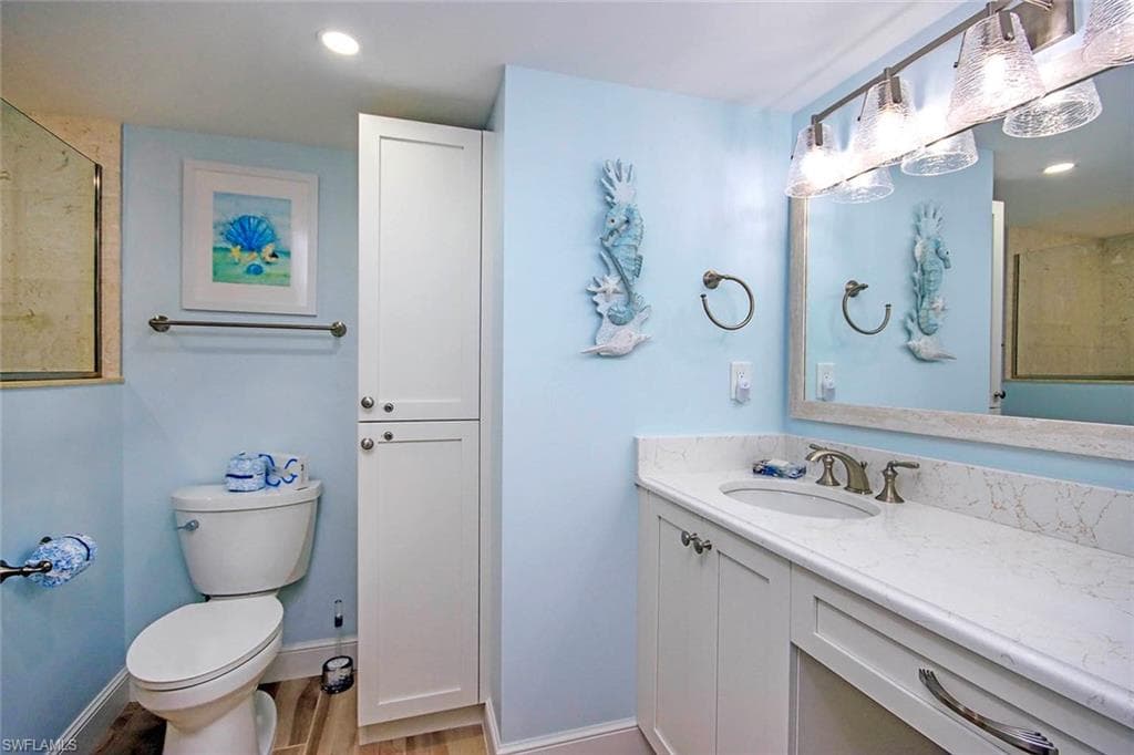 2230 Camino Del Mar DR, SANIBEL FL 33957-23