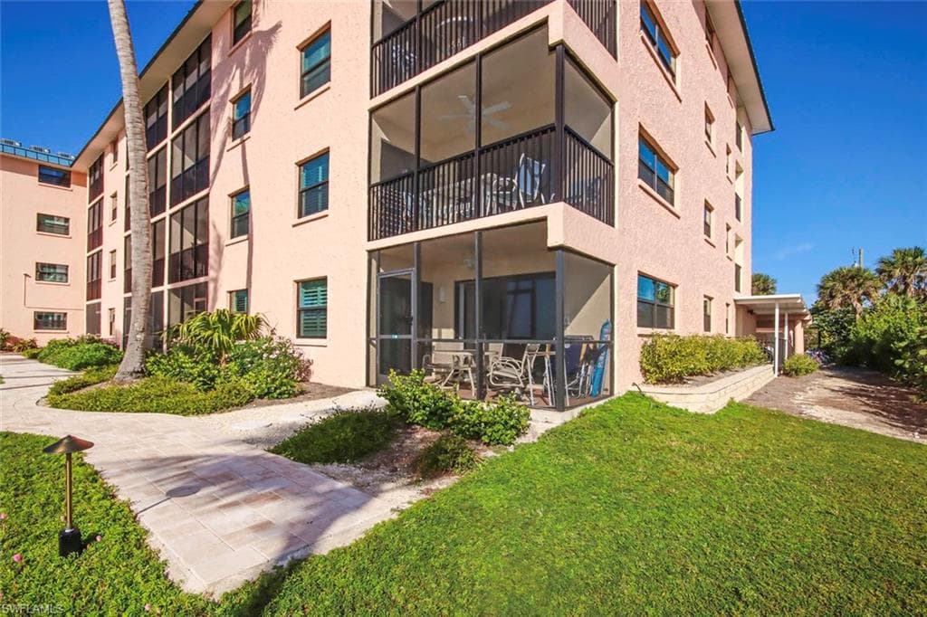2230 Camino Del Mar DR, SANIBEL FL 33957-29
