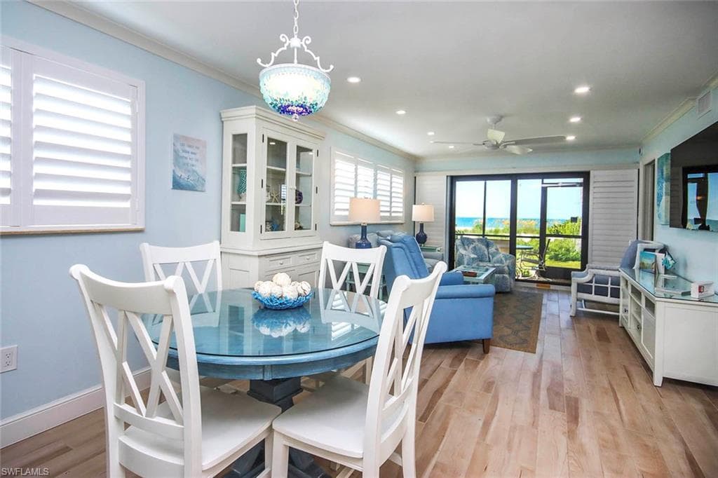 2230 Camino Del Mar DR, SANIBEL FL 33957-9