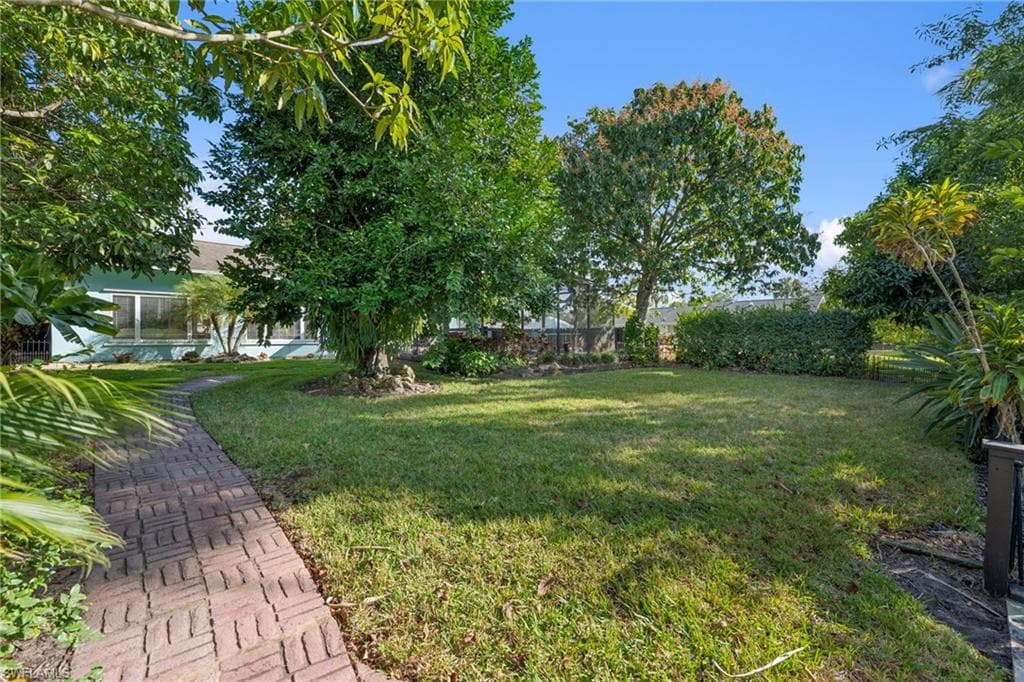 27218 Barefoot LN-1