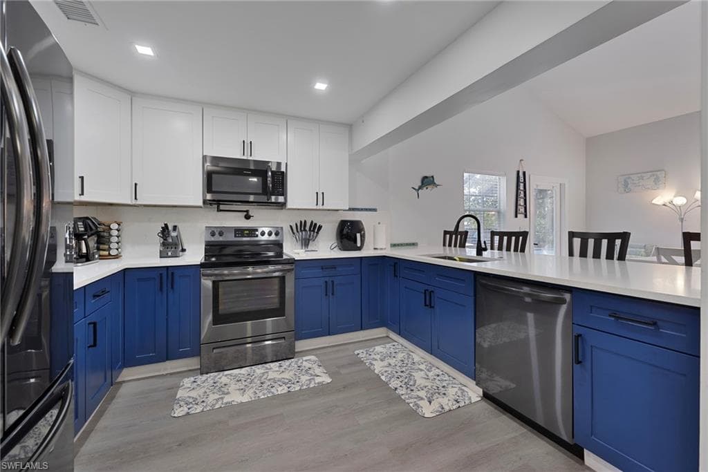 27218 Barefoot LN-5