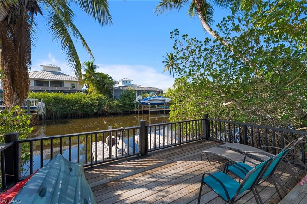 27218 Barefoot LN-15