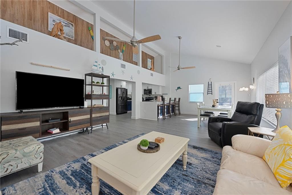27218 Barefoot LN-3