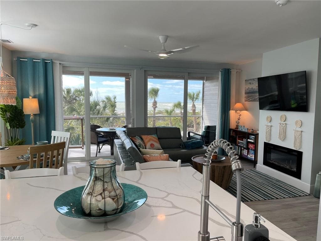 640 Gulf LN # 4, CAPTIVA FL 33924-6
