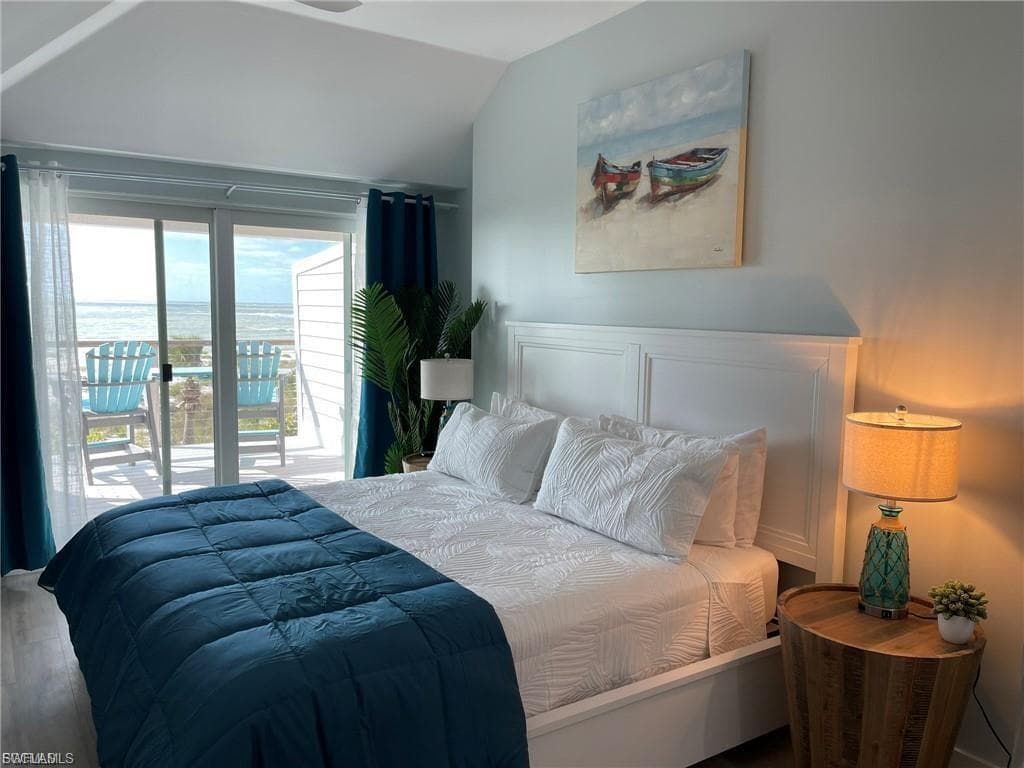 640 Gulf LN # 4, CAPTIVA FL 33924-32