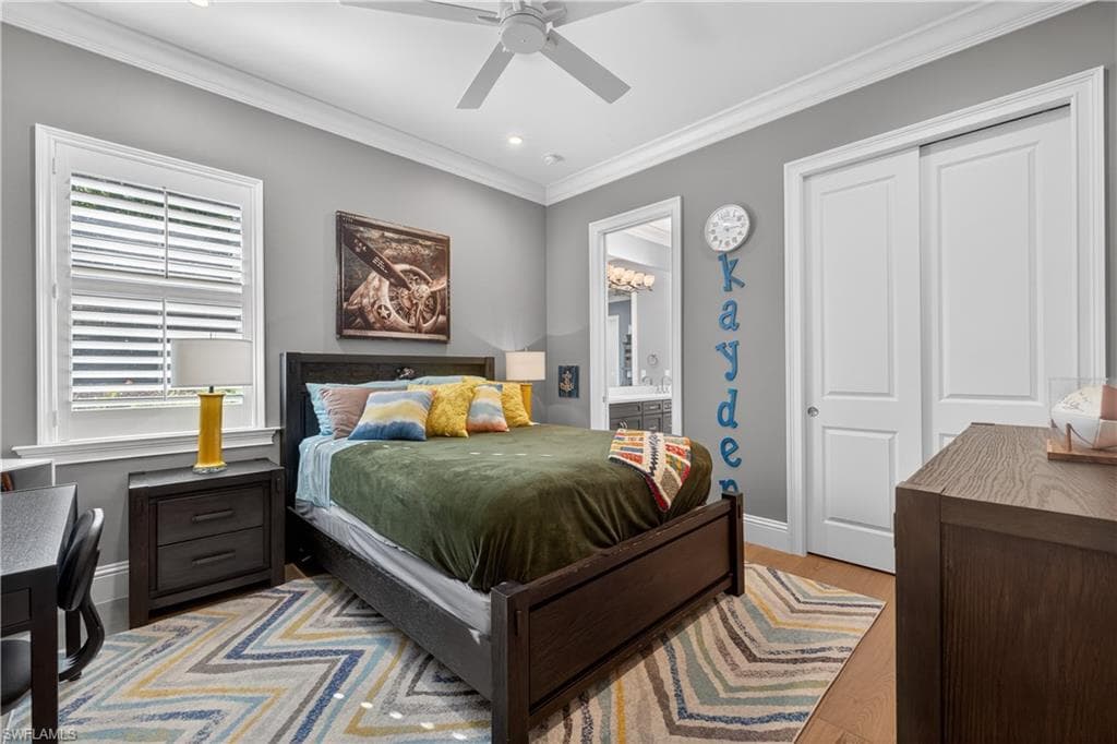 7405 Acorn WAY, NAPLES FL 34119-29