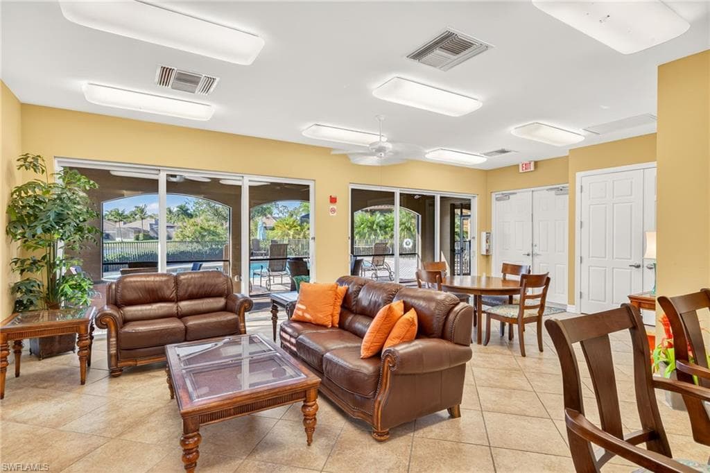 7405 Acorn WAY, NAPLES FL 34119-48