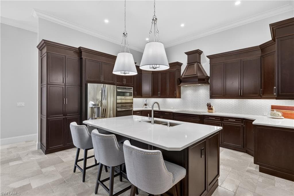 7405 Acorn WAY, NAPLES FL 34119-10