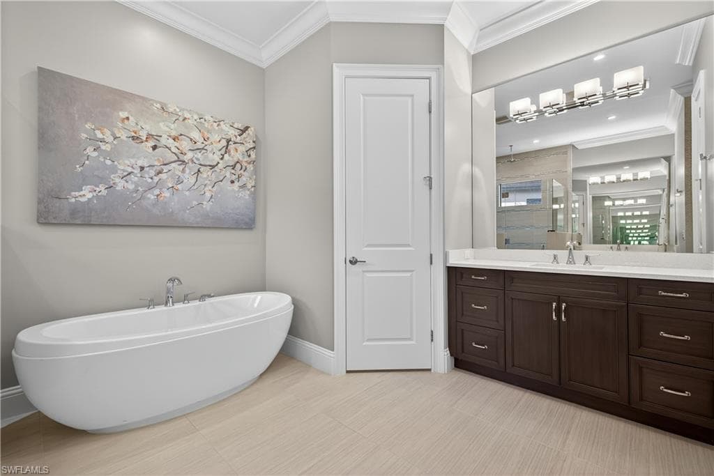 7405 Acorn WAY, NAPLES FL 34119-20