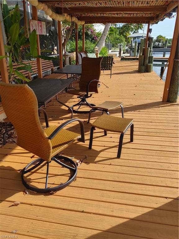 2740 Geary ST, MATLACHA FL 33993-15