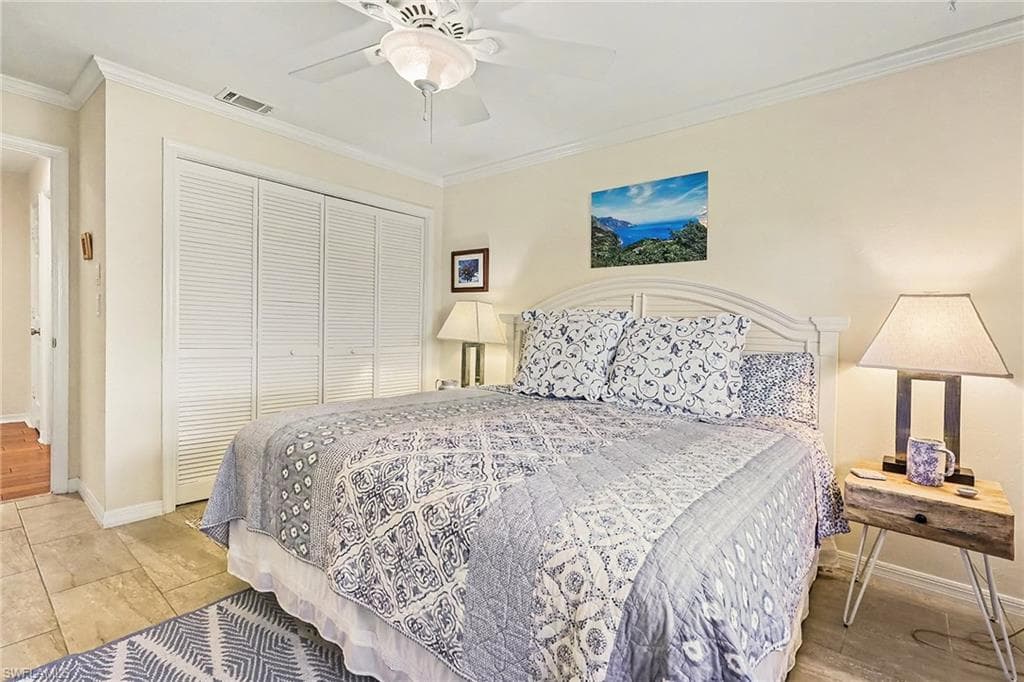 9874 Campbell CIR, NAPLES FL 34109-18