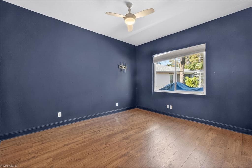 19369 Pine Glen DR, FORT MYERS FL 33967-21