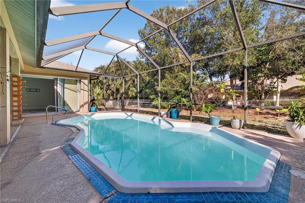 19369 Pine Glen DR, FORT MYERS FL 33967-30