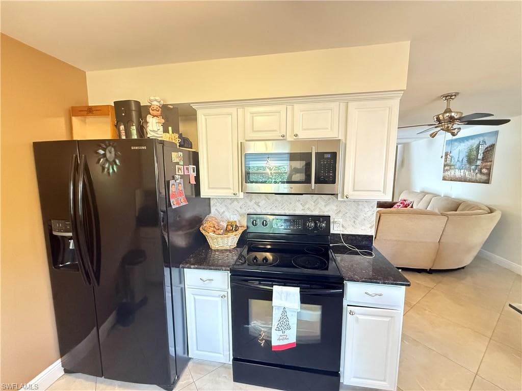 4207 Cindy AVE, NAPLES FL 34112-25